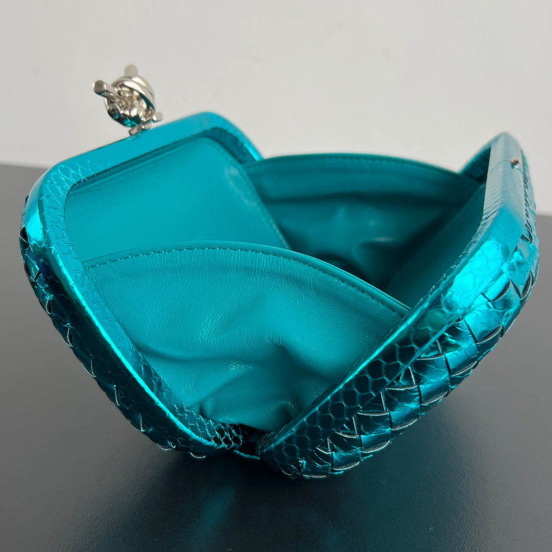 BV Knot Pattern Bag Leather 539826
