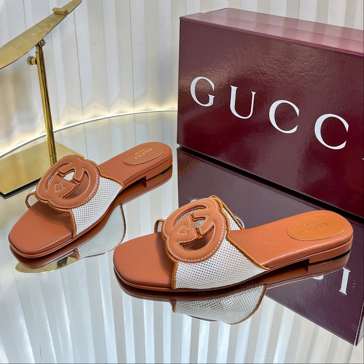 Gucci 2026 Interlocking G Flat Slide Sandals Cowhide Leather 768063