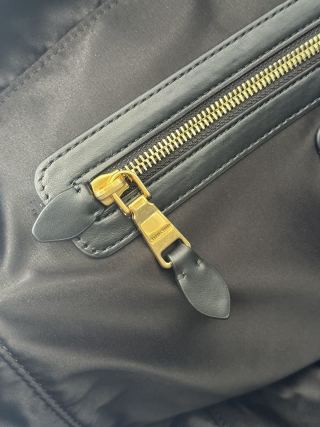 MiuMiu Beau Tote Bag Calfskin