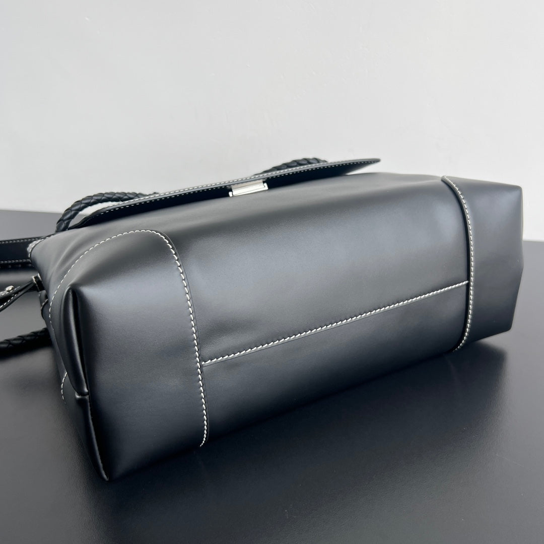 BV Andiamo 27cm Bag Black and Brown Calfskin 545221