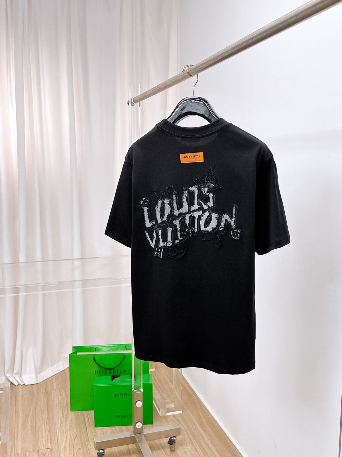 LV 2026 Men Short-sleeved T-shirt Cotton 303482