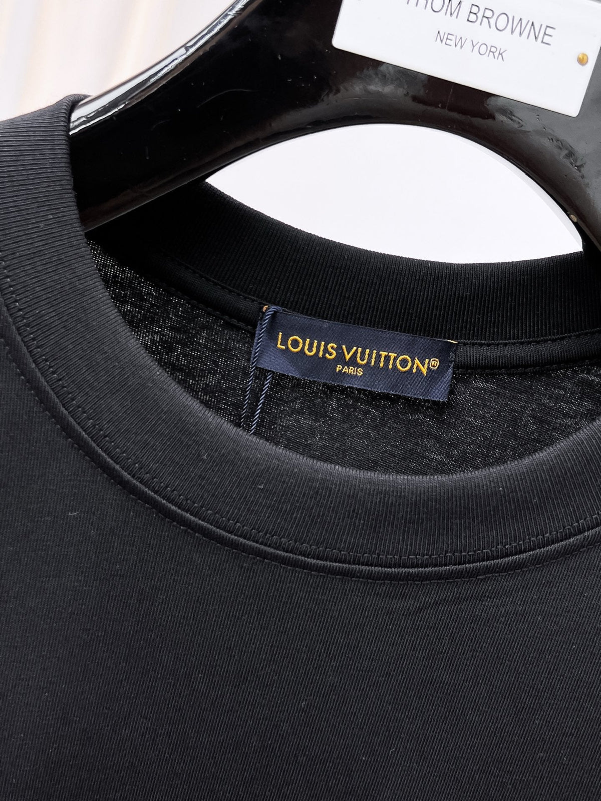 LV 2026 Men Short-sleeved T-shirt Cotton 303482