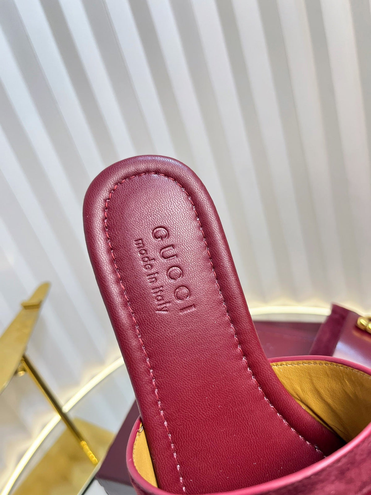 Gucci 2026 Women's Slide Sandals Suede Leather 767990