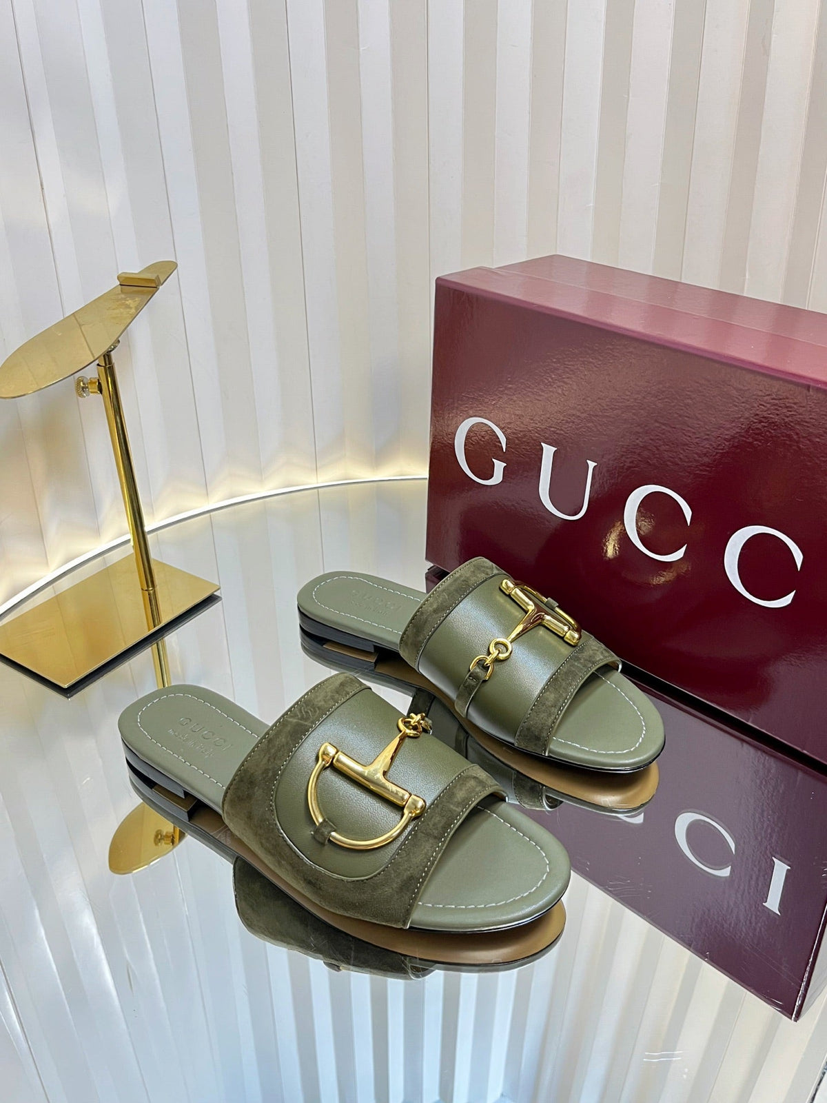 Gucci 2026 Women's Slide Sandals Suede Leather 767990