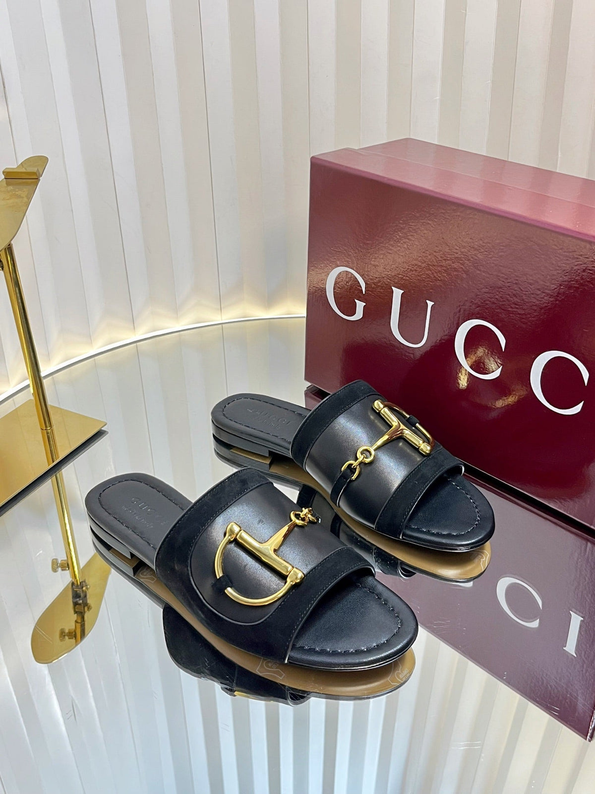 Gucci 2026 Women's Slide Sandals Suede Leather 767990
