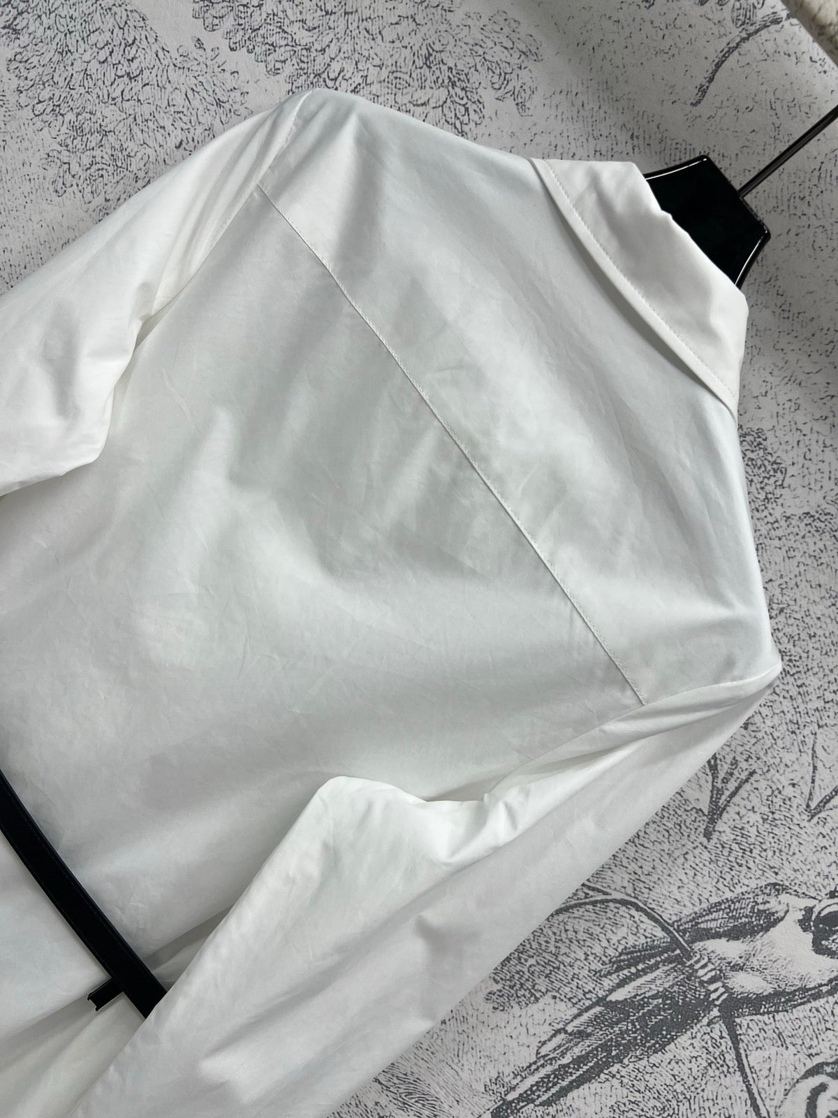 LV 25 Pleated Design Belt That Pinches Waist Dress Black White Cotton