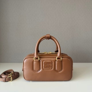Miu Miu Wander Matelassé Bag Leather