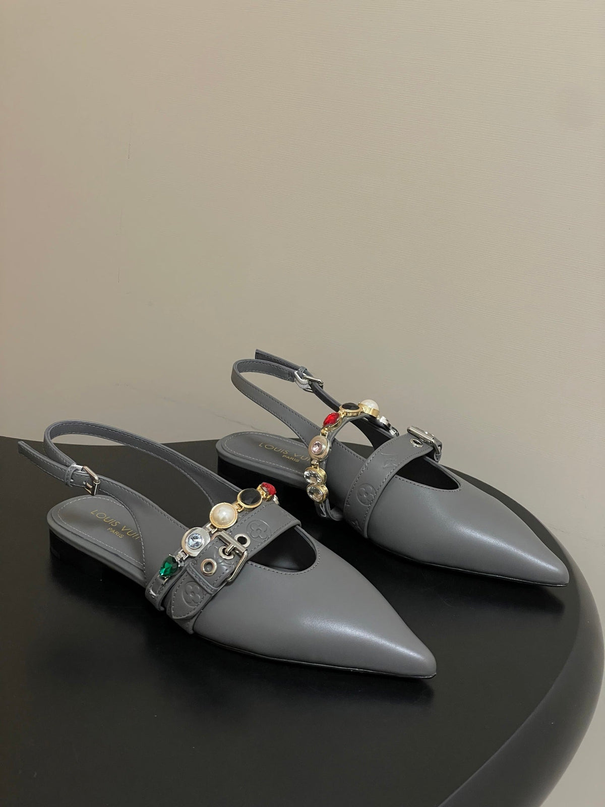 LV 2026 Vibe Slingback Flat Ballerina Cowhide 593439