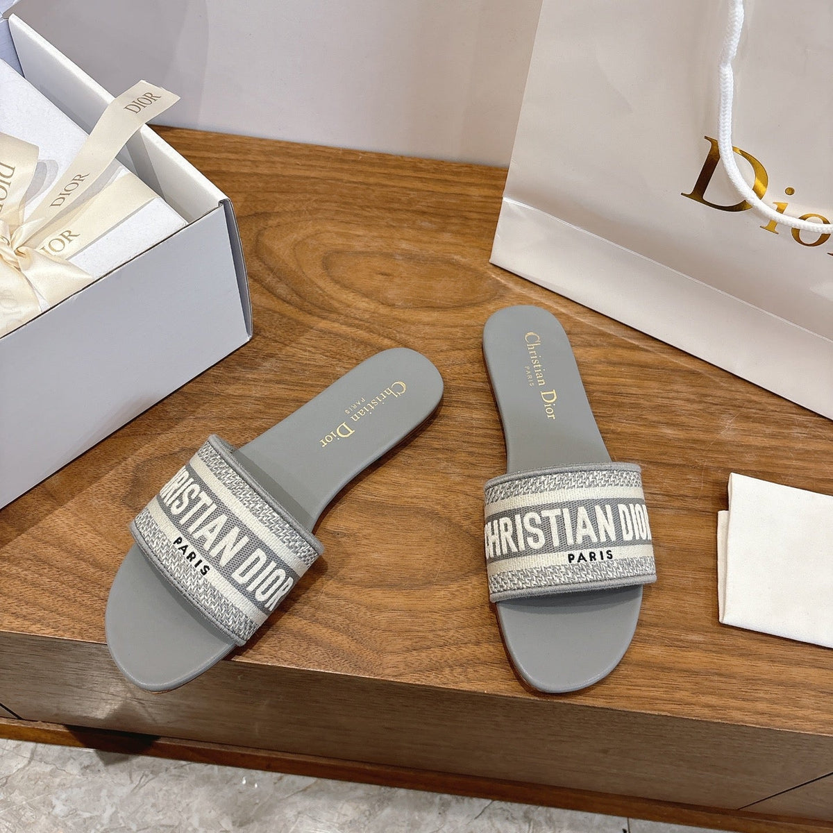 CD 26s Embroidered Sandals Canvas Cowhide 685496
