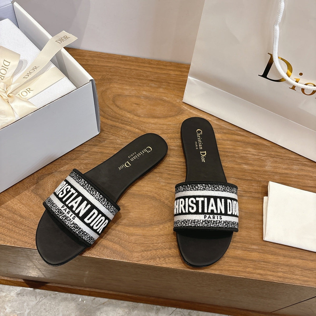 CD 26s Embroidered Sandals Canvas Cowhide 685496