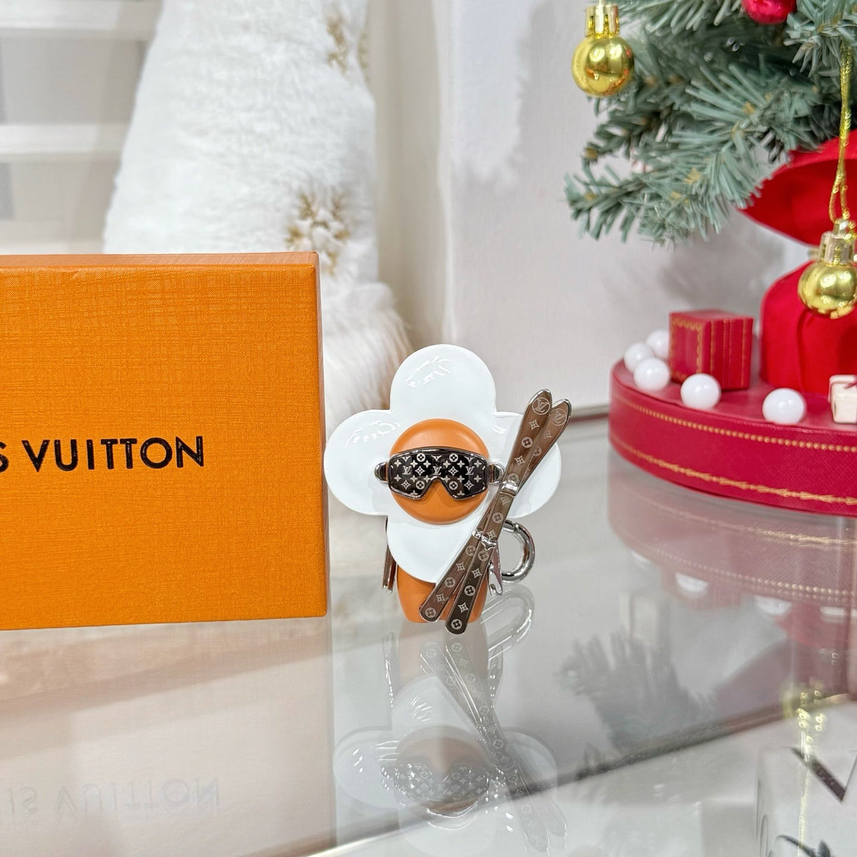 LV Vivienne On The Slopes Charm Camel White Leather