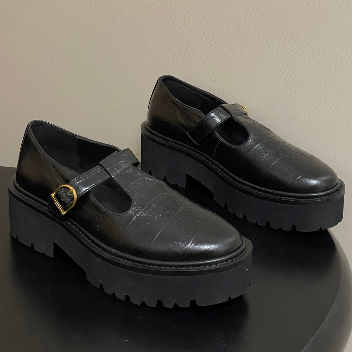 Celine 2026 Croc Embossed Loafers Cowhide 773490