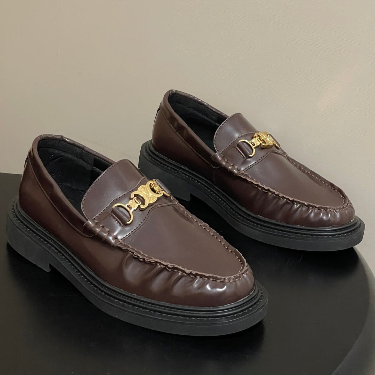Celine 2026 Université Triomphe Loafers Patent Leather 773502