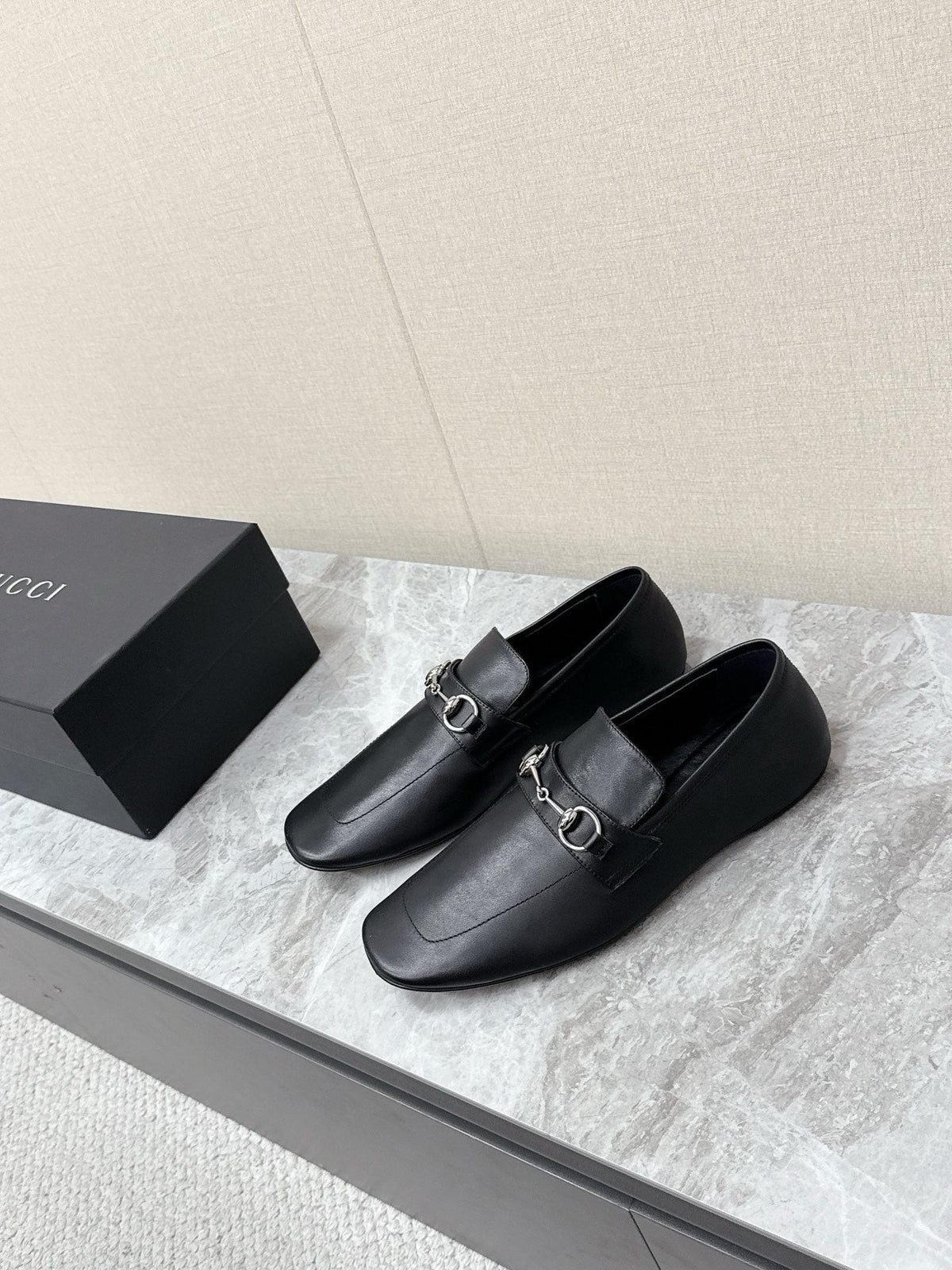 Gucci 2026 Worn-out Effect Ragazzo Loafers Canvas Leather 972295