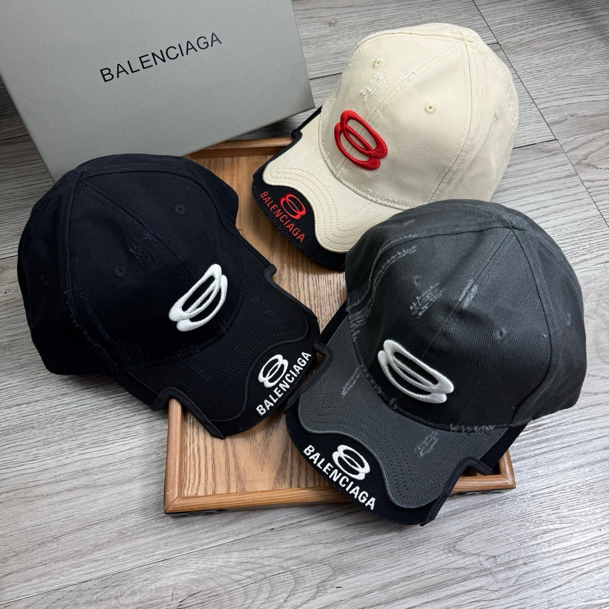 Balenciaga Baseball Cap With Distressed Logo 240584