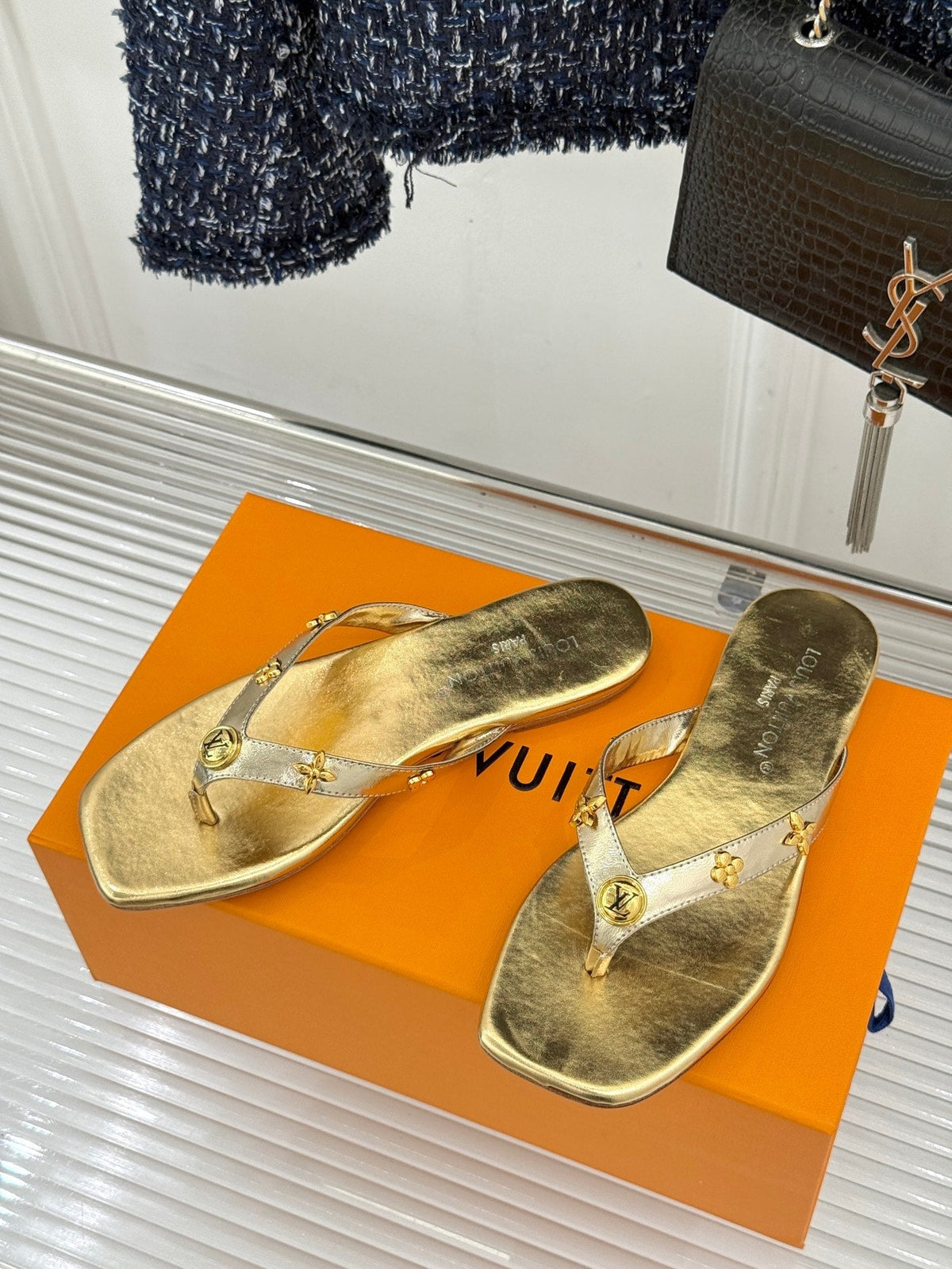 Louis Vuitton 2026 Gaia Flat Thong Slippers Leather 786173