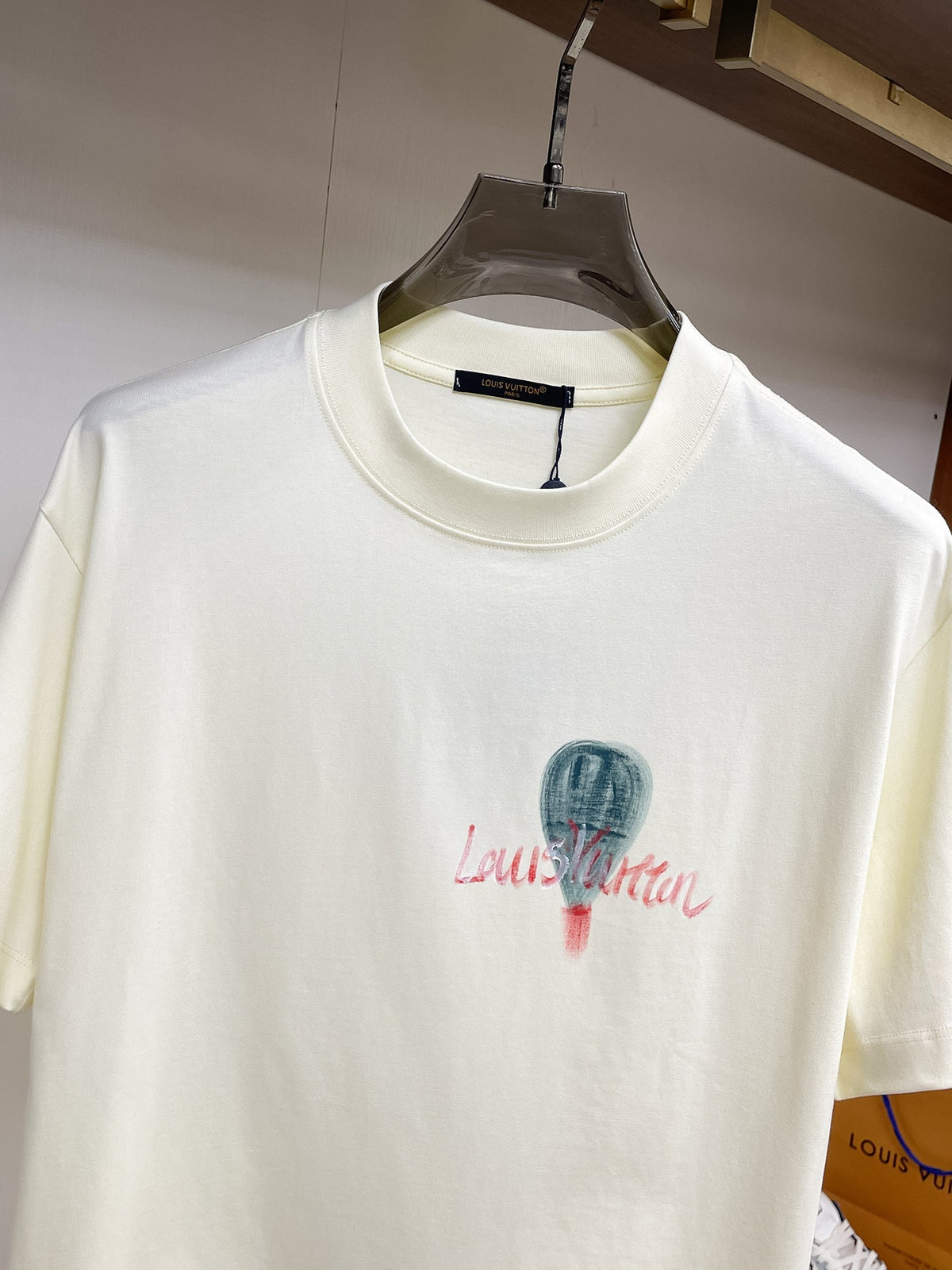 LV 2026 Men Short-sleeved T-shirt Cotton 303434