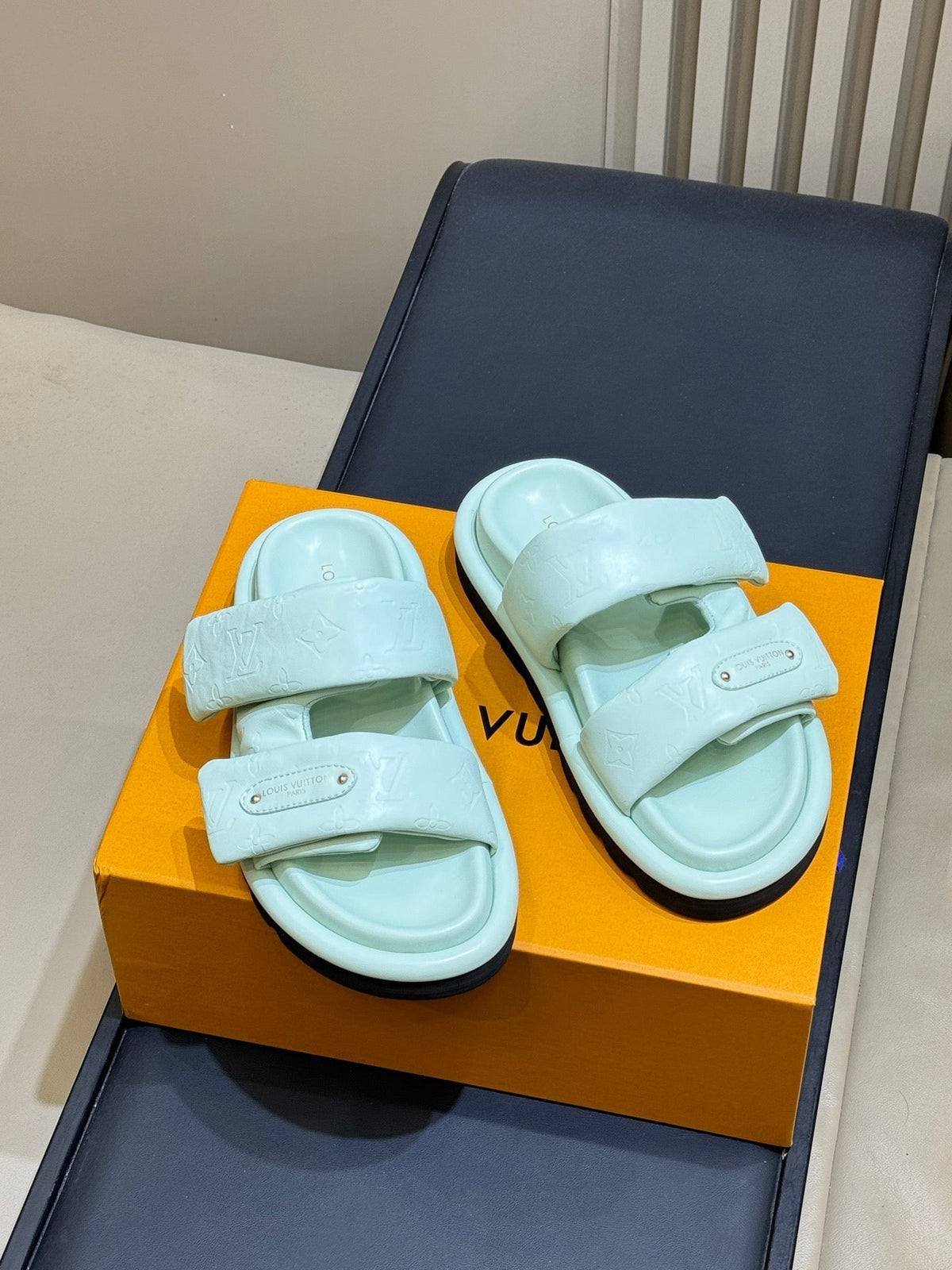 Louis Vuitton 2026 Pool Pillow Comfort Mules Leather 786936