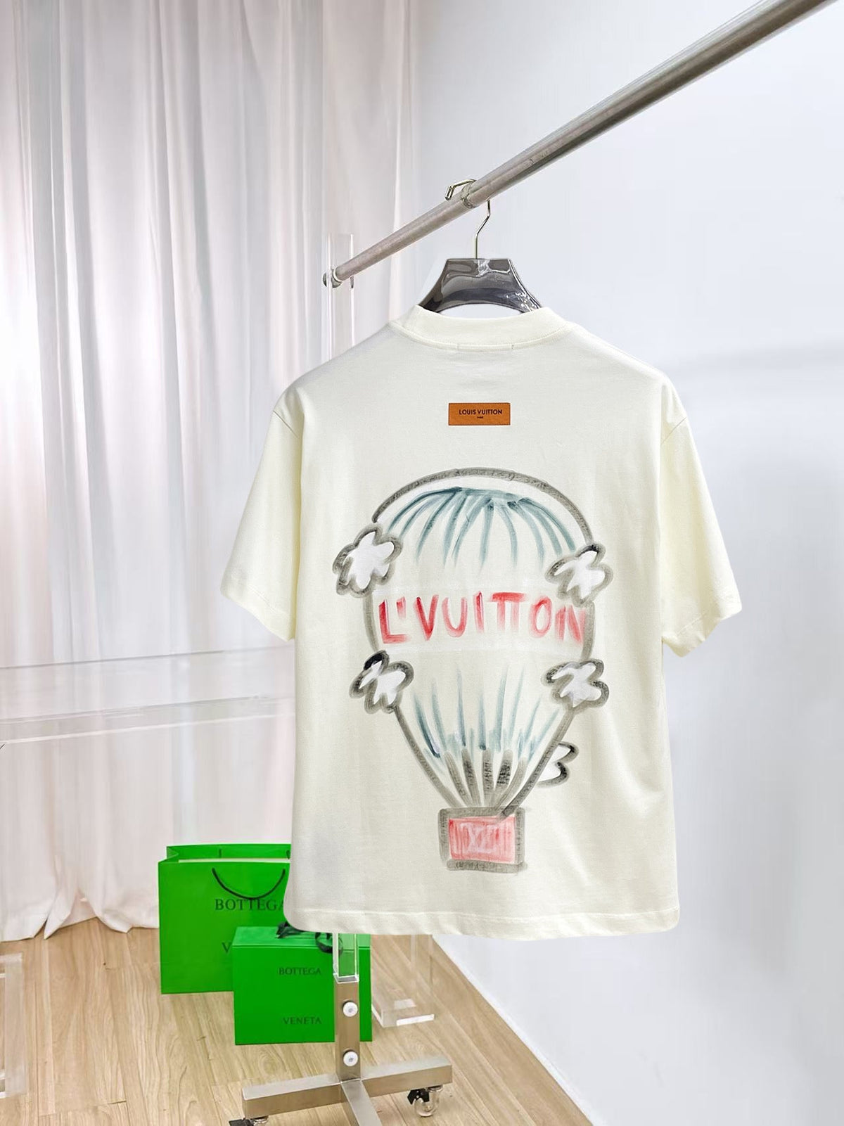 LV 2026 Men Short-sleeved T-shirt Cotton 303434