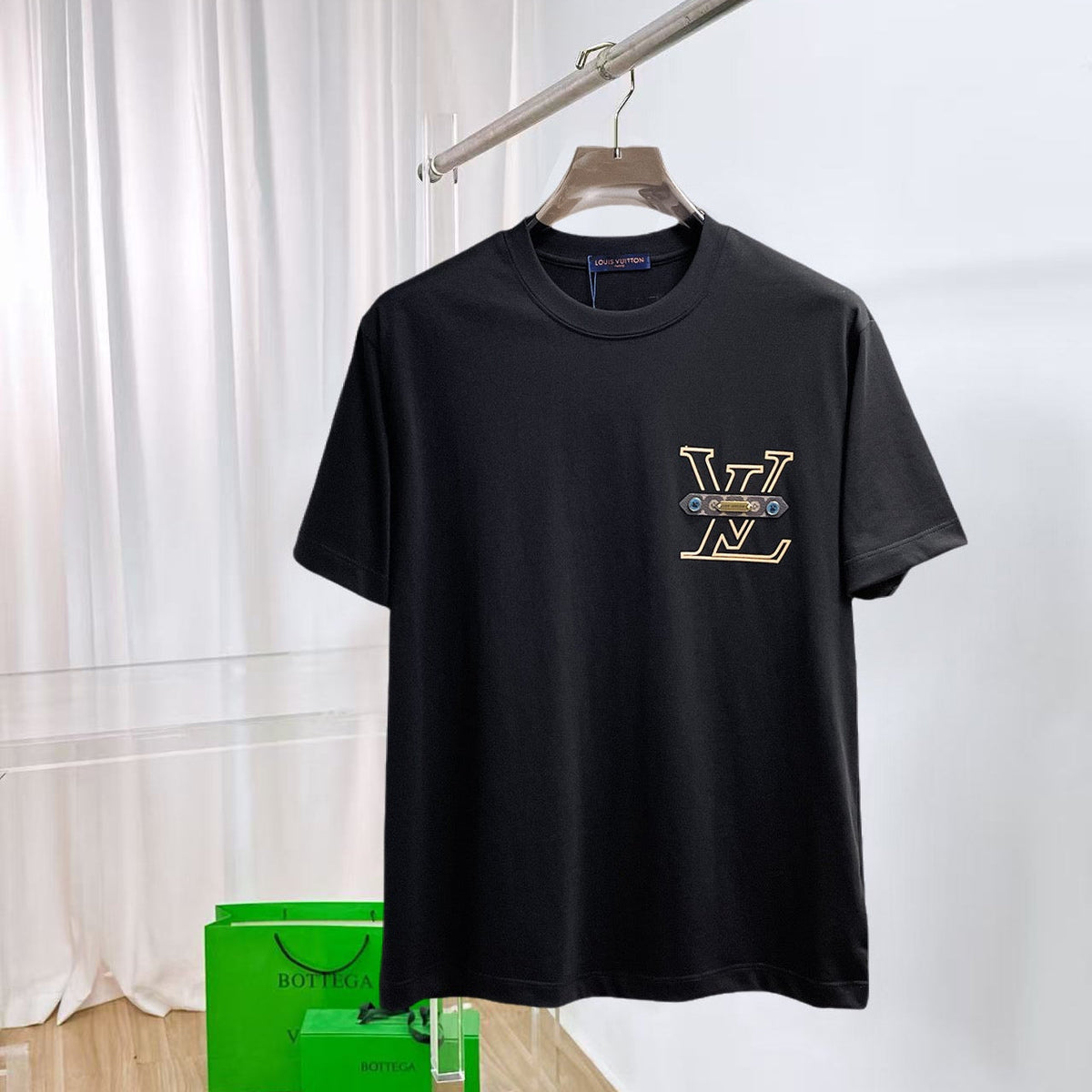 LV 2026 Men Short-sleeved T-shirt Cotton 303452