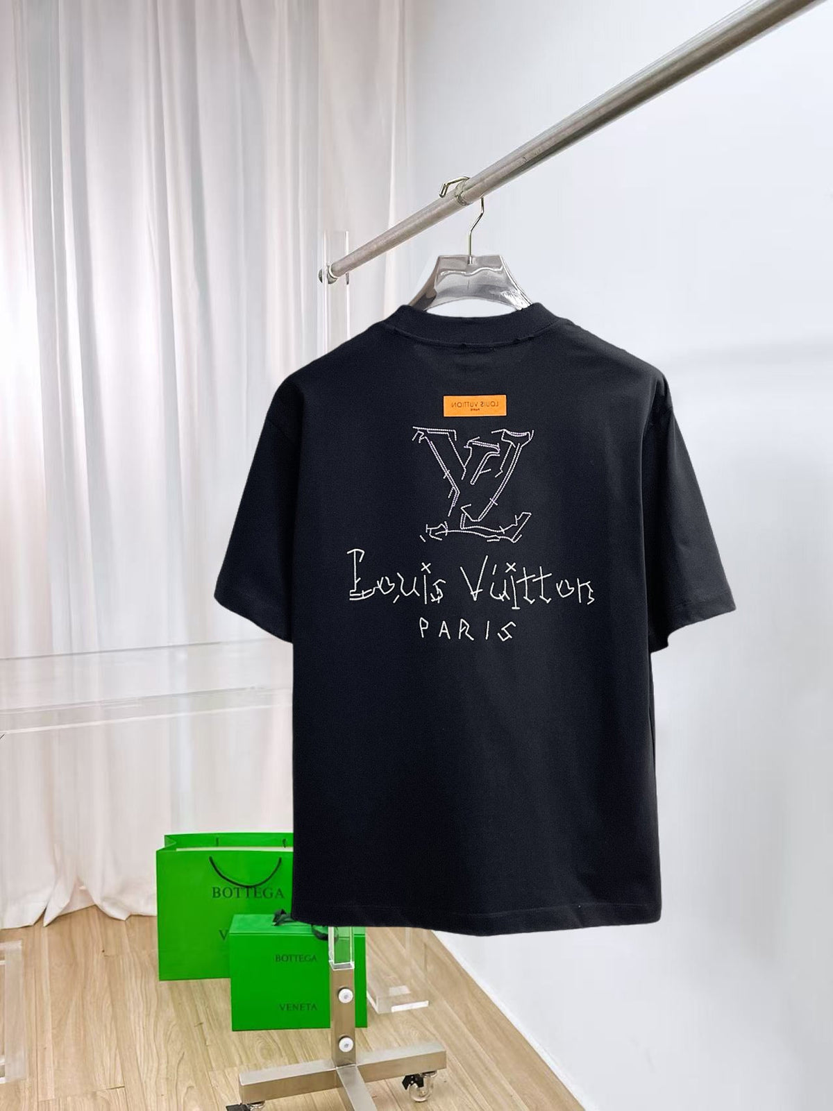 LV 2026 Men Short-sleeved T-shirt Cotton 303478