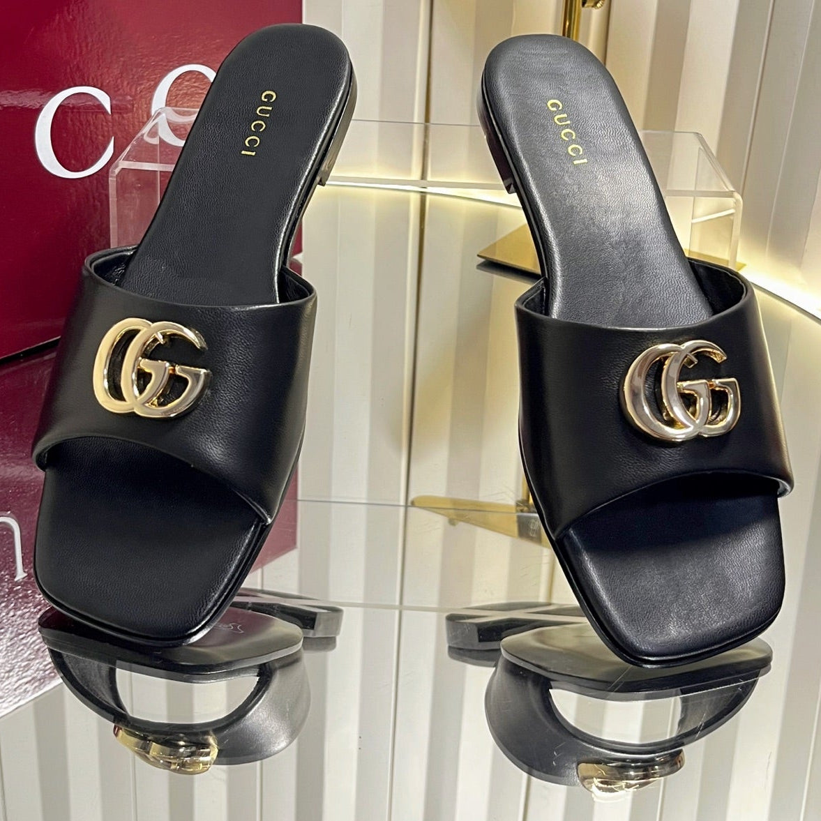 Gucci 2026 Slipper Double G Logo Leather 768127