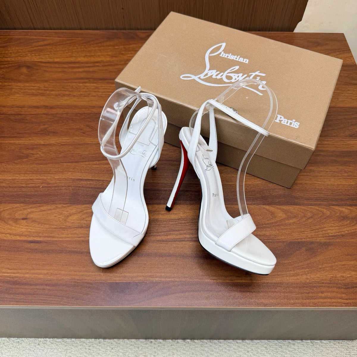 Christian Louboutin 2026 Sandal Patent Leather 870879
