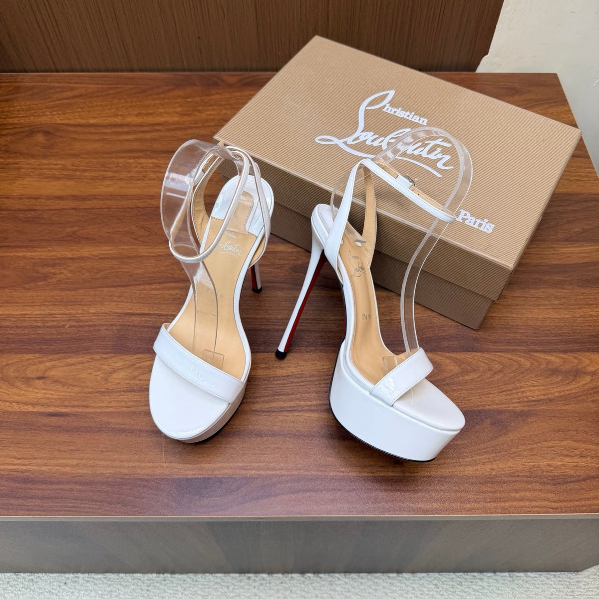 Christian Louboutin 2026 Sandal Patent Leather 870887