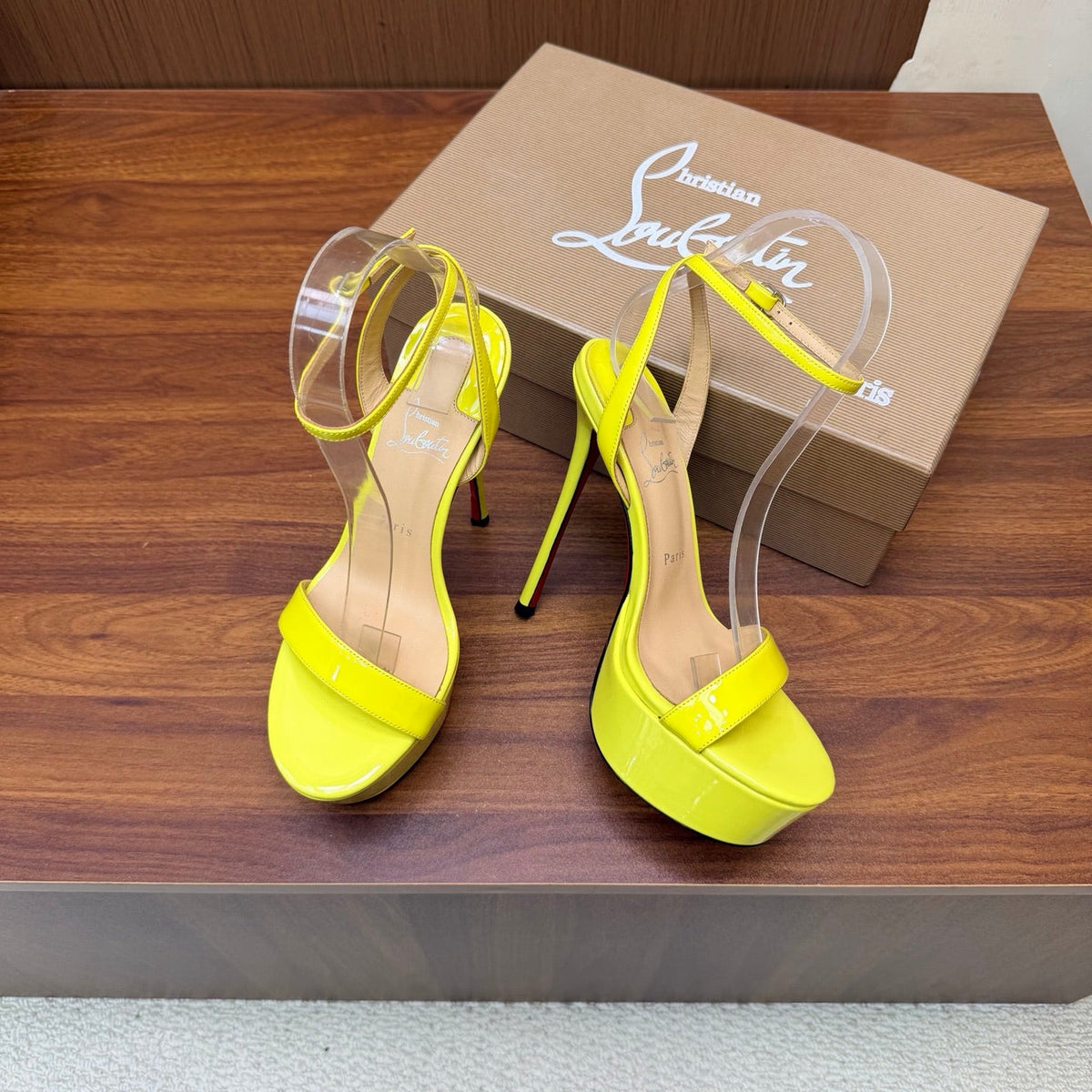 Christian Louboutin 2026 Sandal Patent Leather 870887