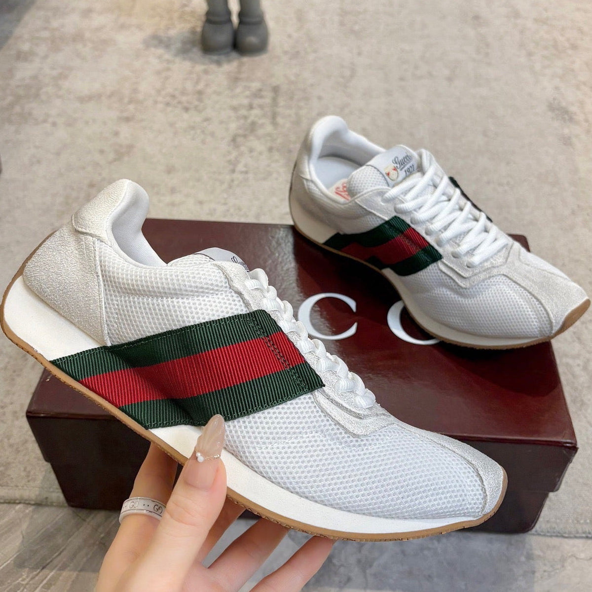 Gucci 2026 Tempo Sneakers Mesh Suede 988576