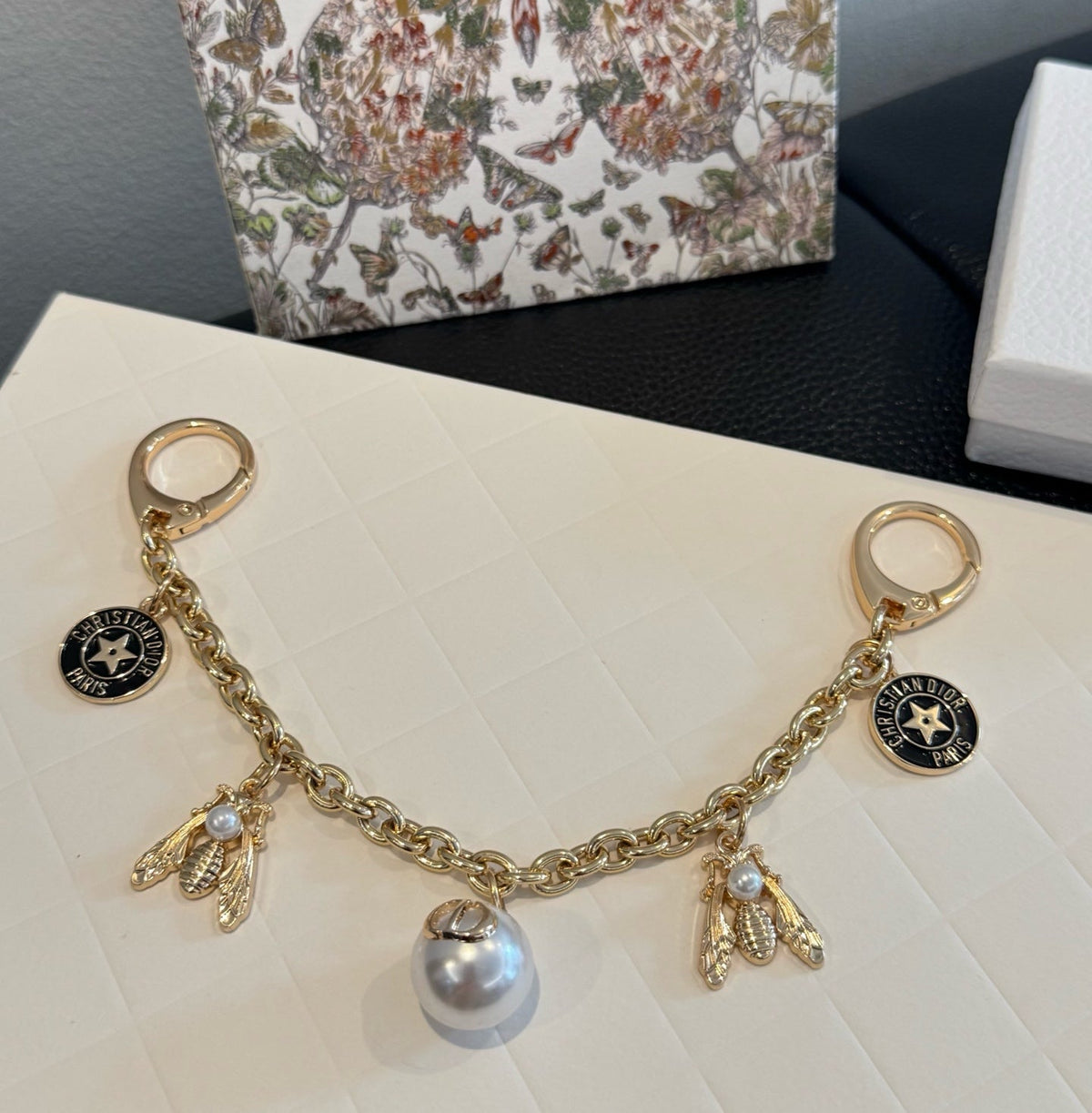 Dior Bee Chain Charm 516839