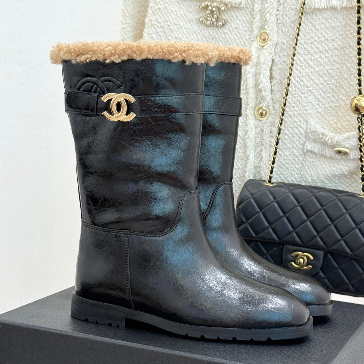 Chanel 2026 Snow Boots Suede Leather Wool 188565