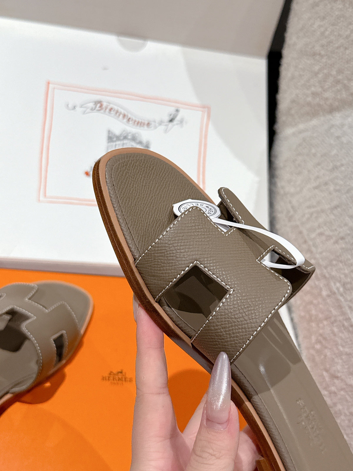 HM 25 Oran Sandal Etoupe Epsom