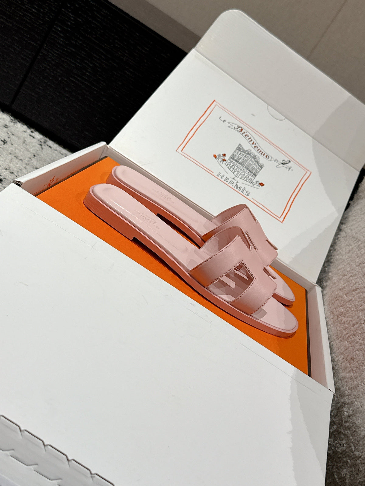 HM 25 Oran Sandal Pink Calfskin