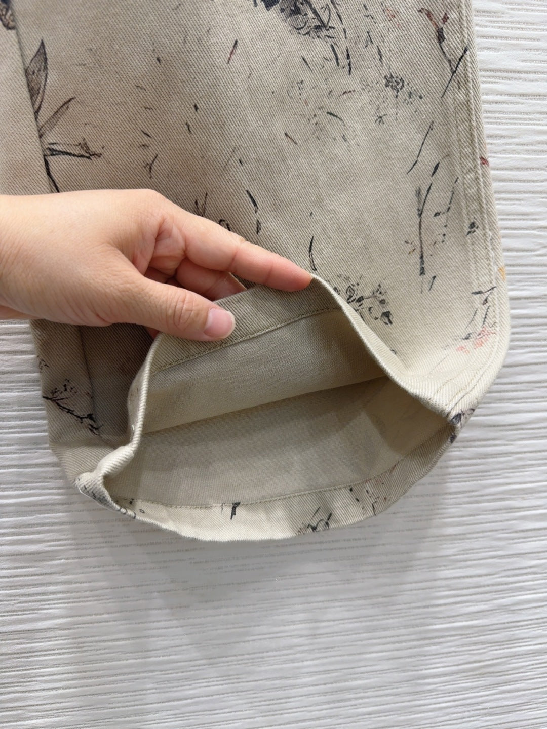 CD 25 Ink And Floral Pant Beige Cotton