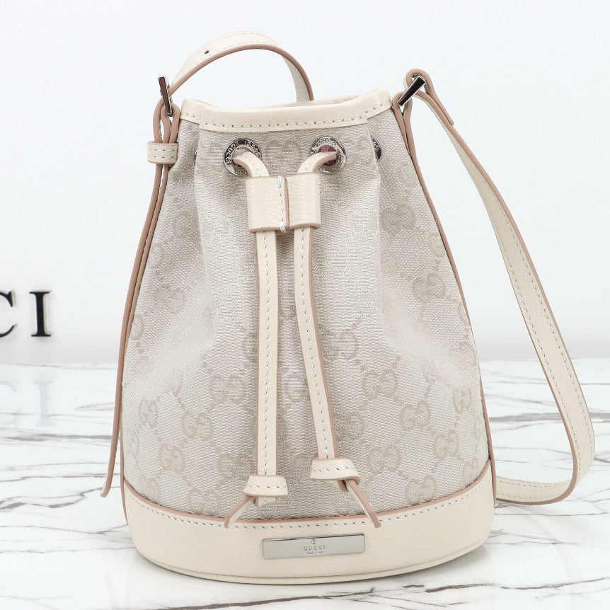 Gucci Shoulder Bags