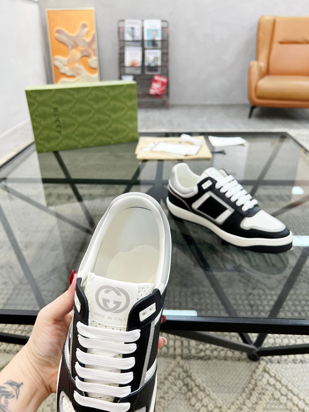 GG Men's Sneaker White Black Cowhide 525902