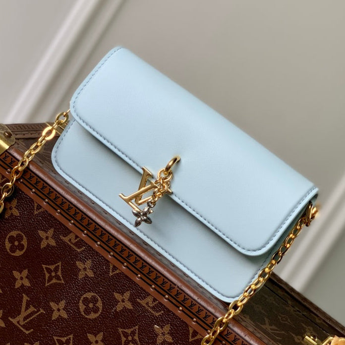 Wallet On Chain LV Bloom 20cm Blue Calfskin 250361