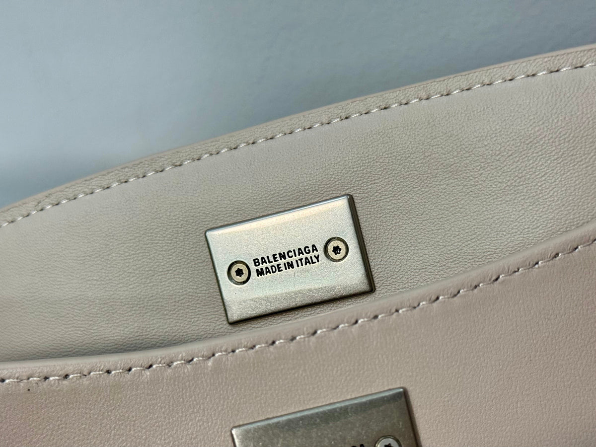 Balenciaga Medium Bag 35 Beige Calfskin Sliver Hardware