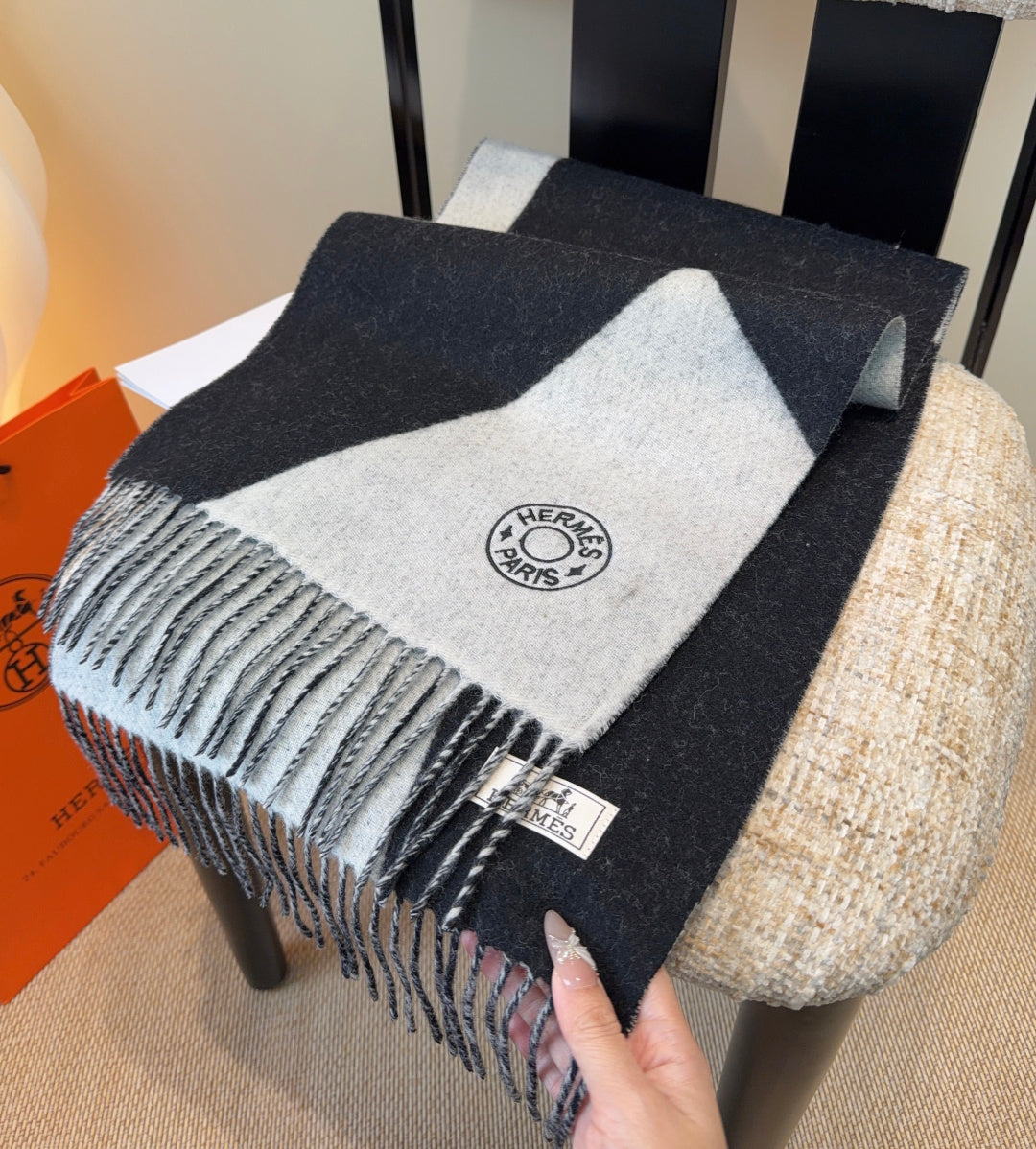 HM Scarf 190 CM Black Gray Wool 969500