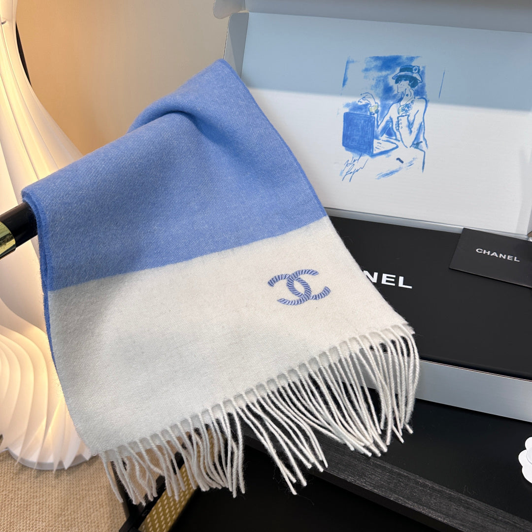 CC 25s Scarf 140cm White Blue Cashmere 973342