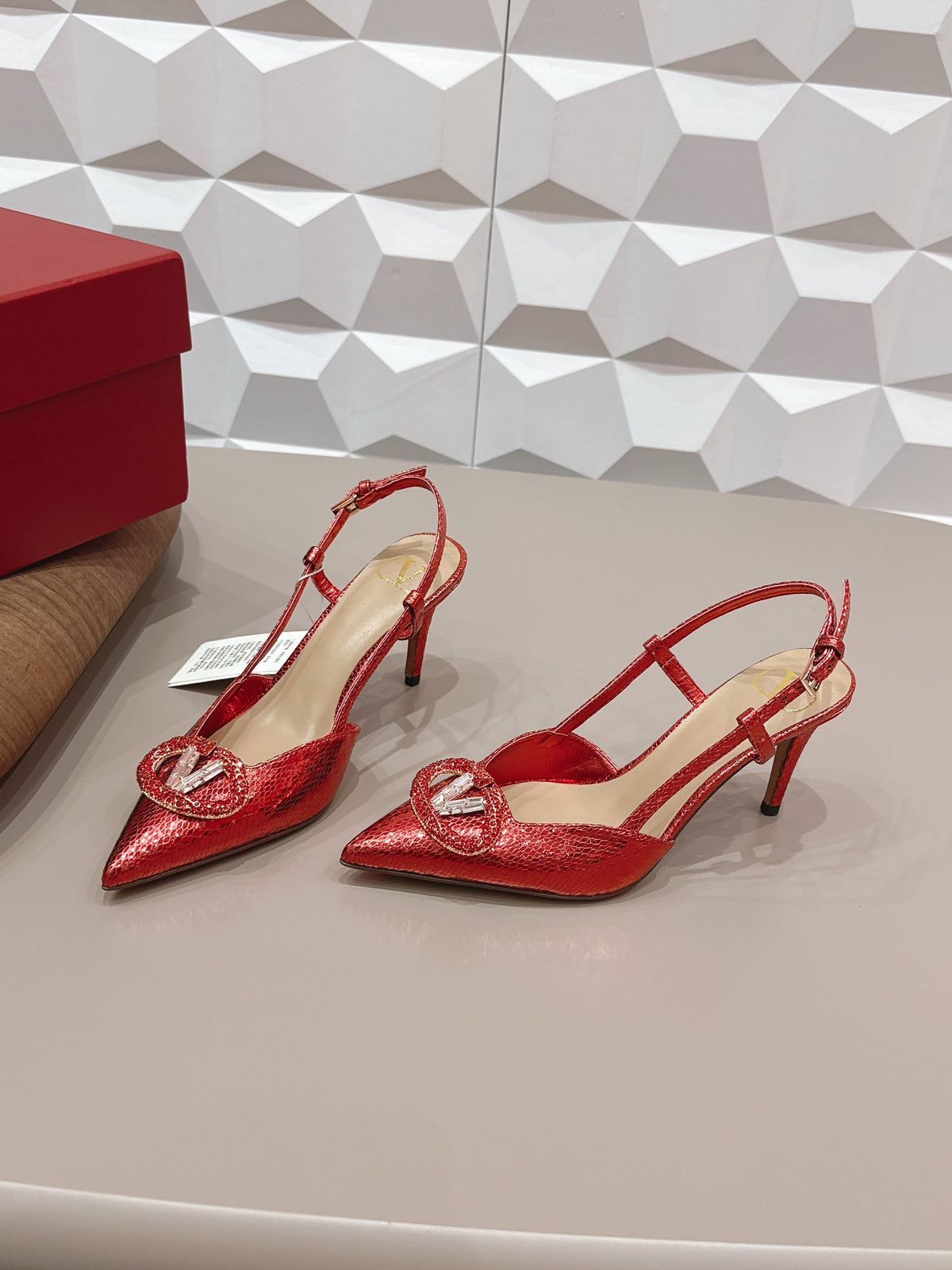 VT 26s Slingback 80 Red Snake Skin 613585