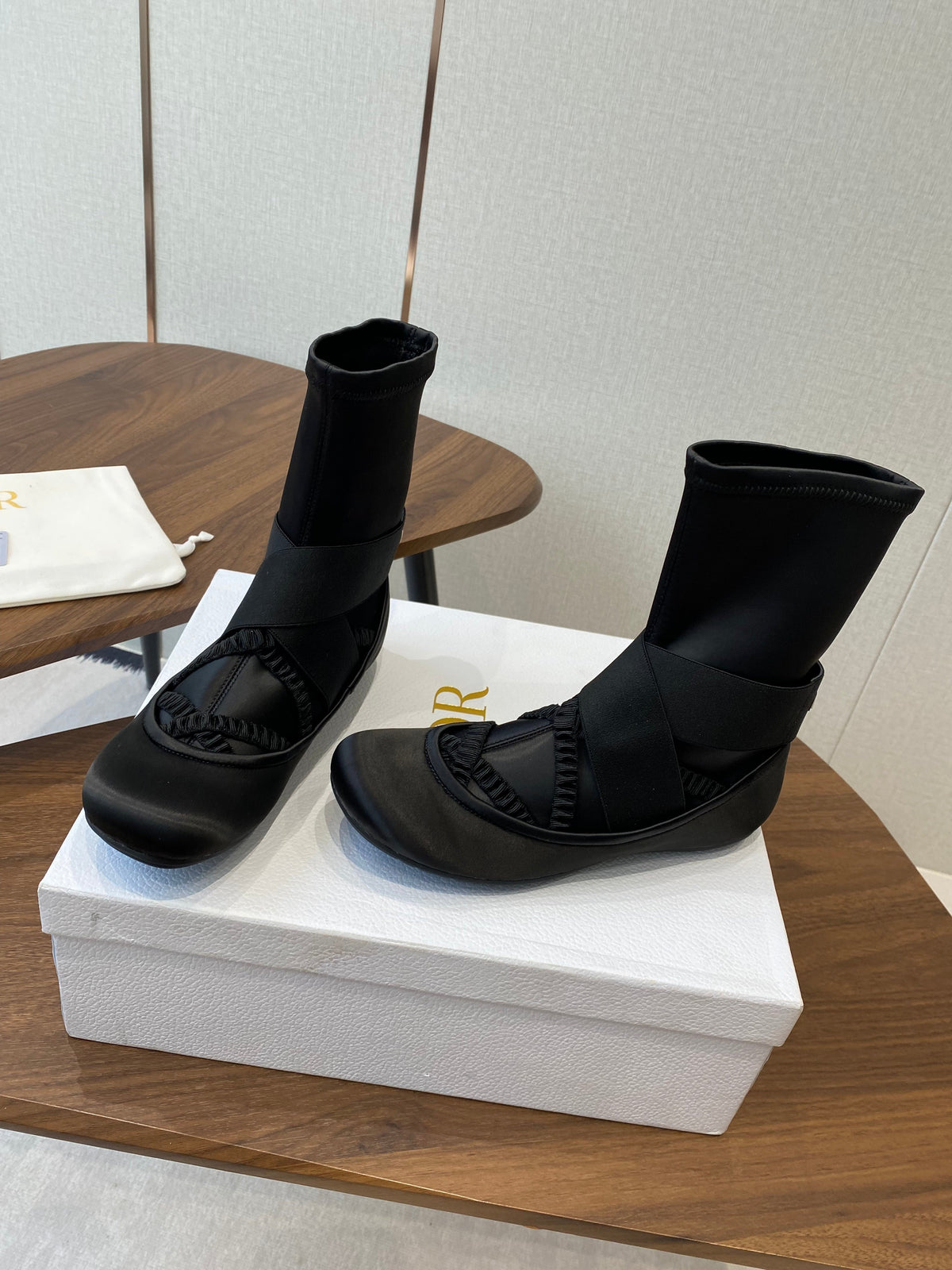CD Ballet Stretch Boots Black Sheepskin Fabric 431502