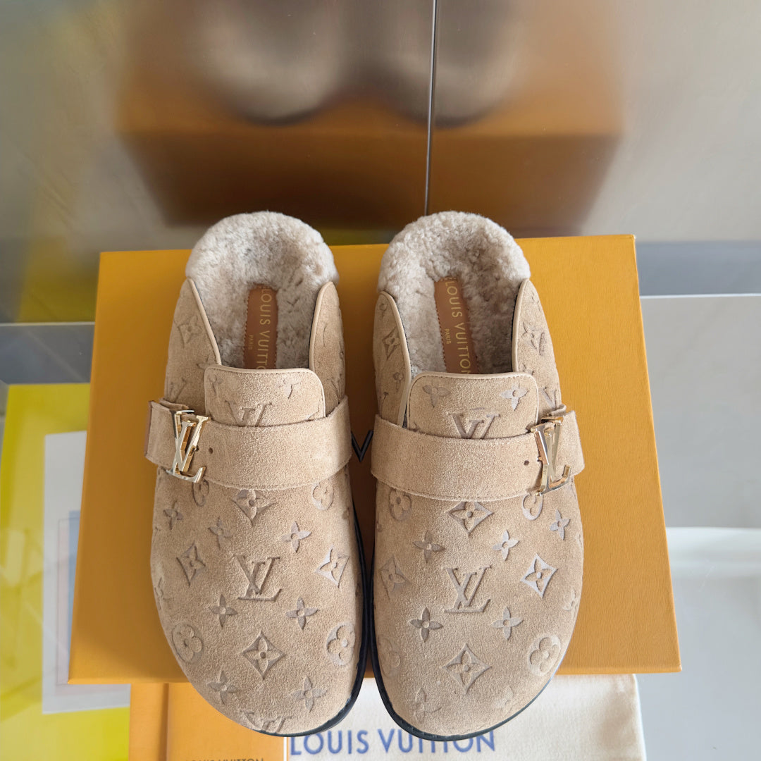 LV 25 Birkenstock Platform Slippers Beige Suede Wool 576216