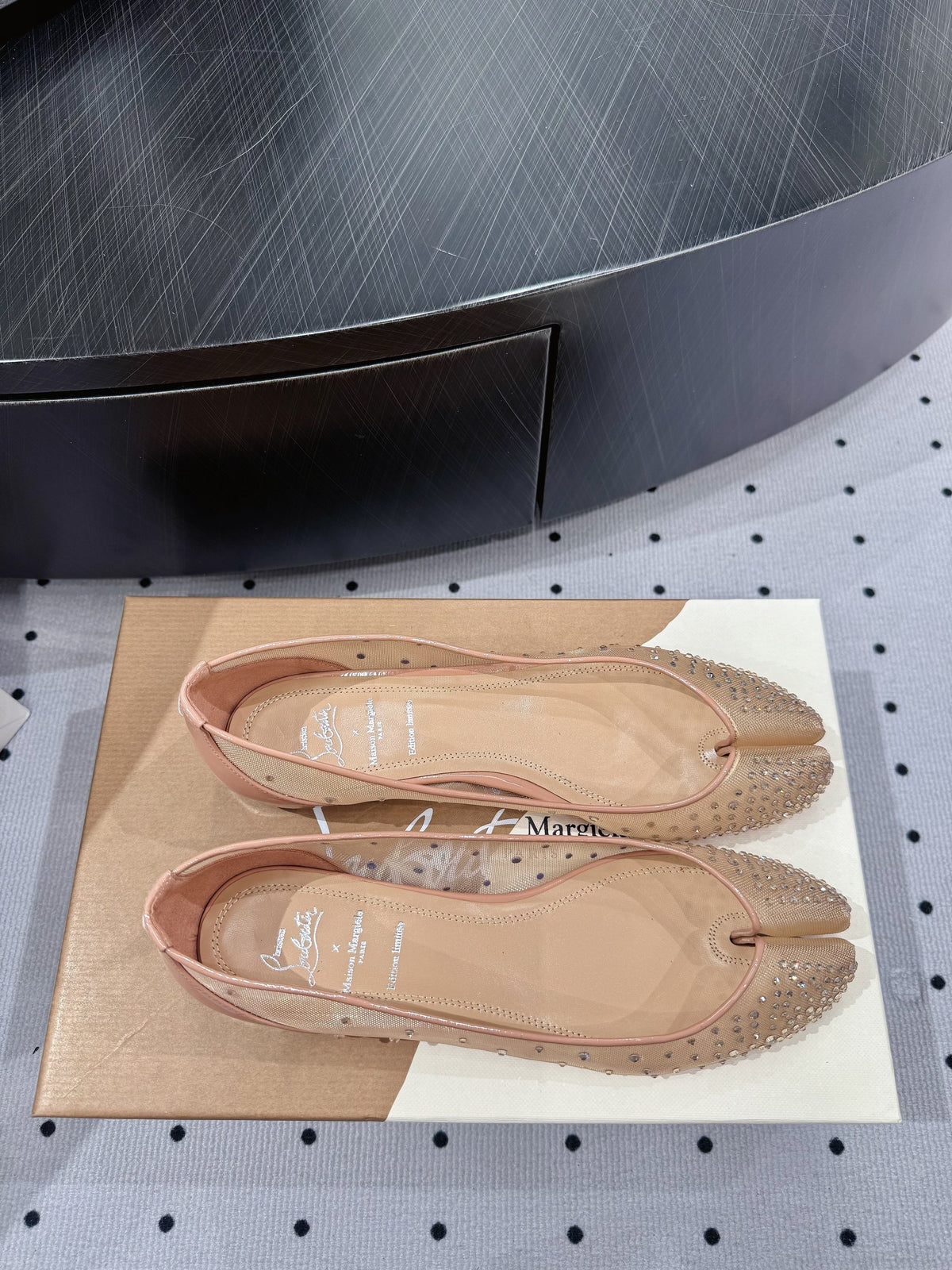 CL x Margiela 25 Diamond Beige Fabric Lace Swarovski 296033