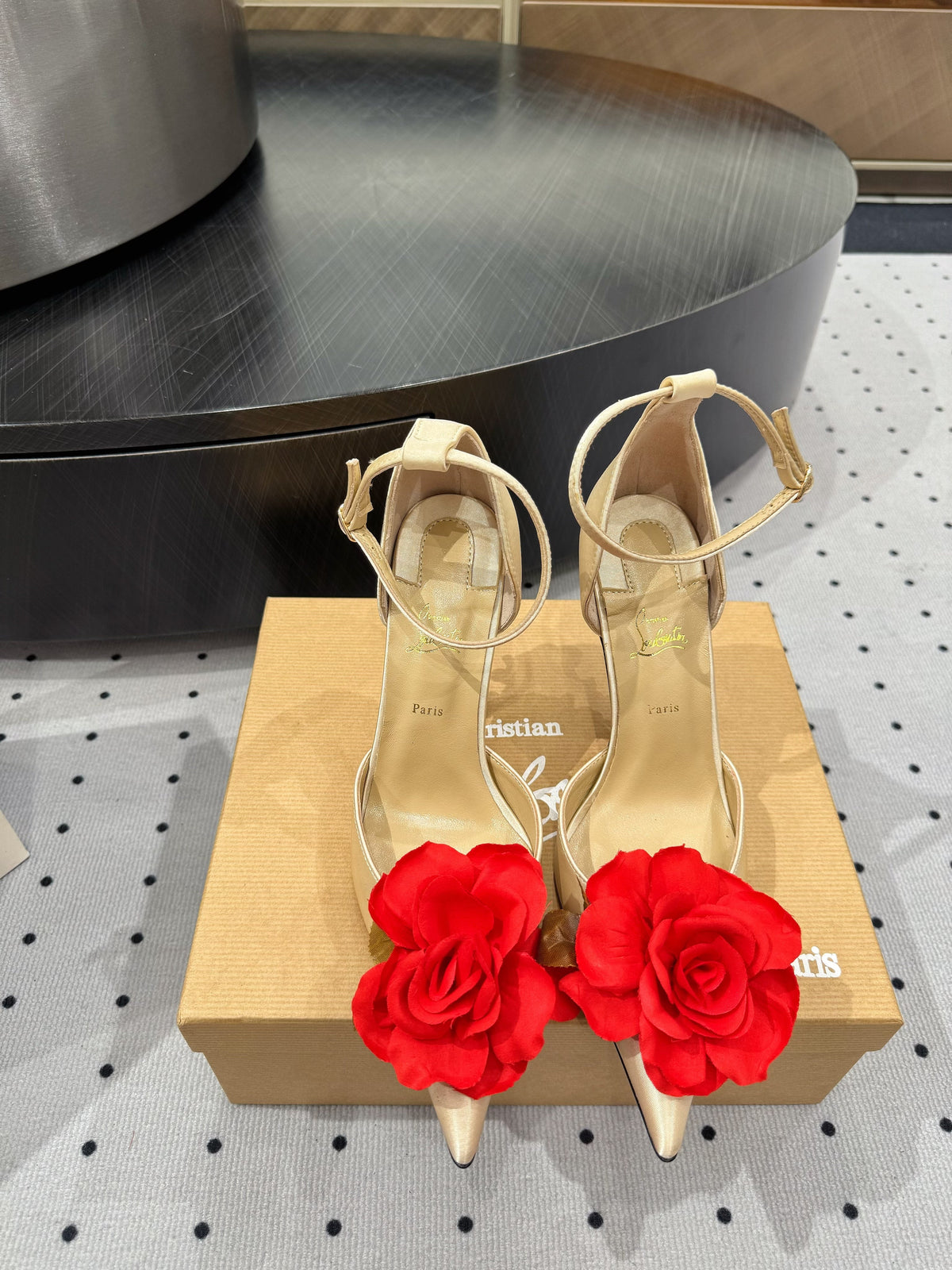 CL Slingback Pumps Red Flower Beige Sheepskin 389777