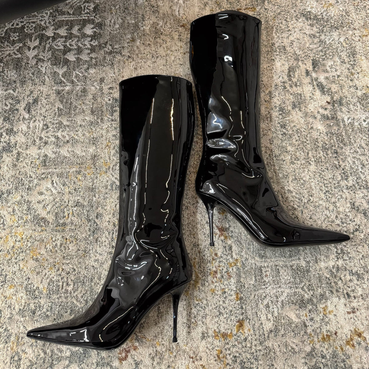 YSL 2025 Boot Black Patent Leather 571309