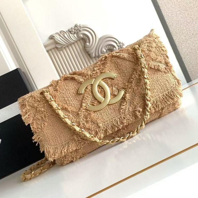 CC 2025 Crochet 27cm Beige Tweed Fabric