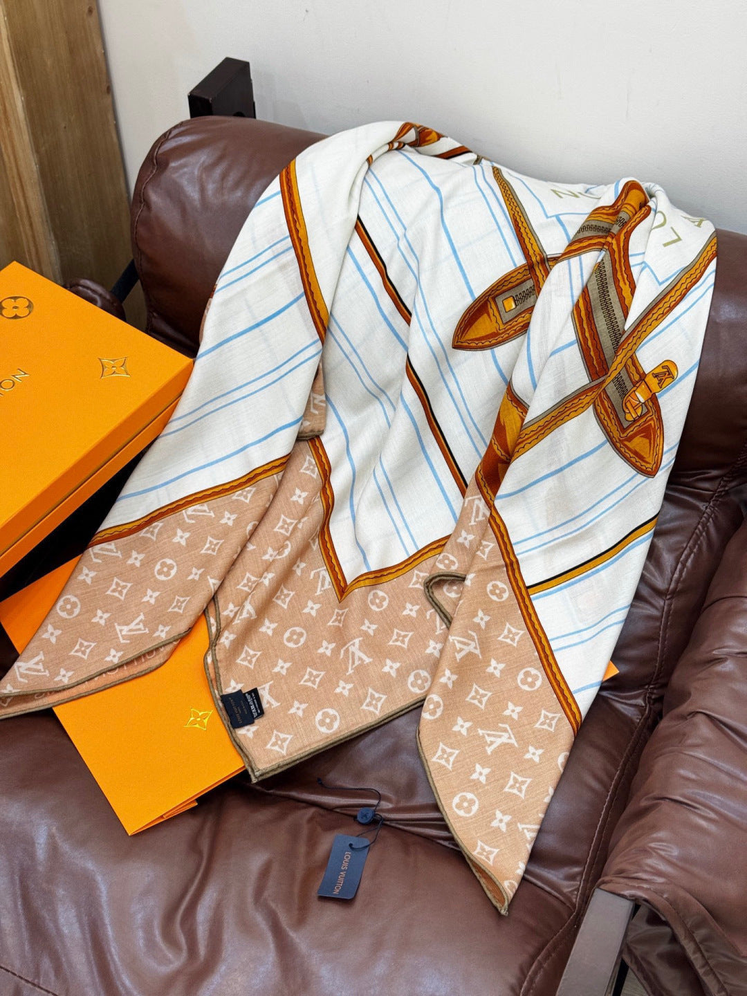 LV Double-Sided Shawl Scarf 135cm Light Brown Beige Cashmere 968755