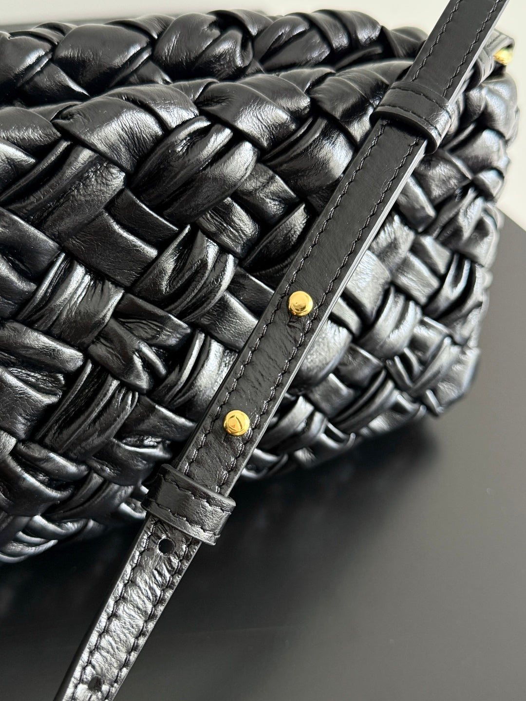 BV Kalimero Cha Cha 28.5cm Bag Black Cowhide 242966